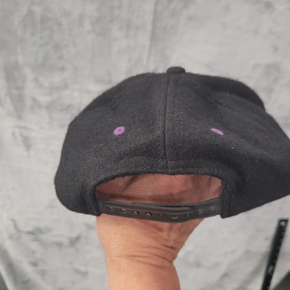 Vintage Disney Store Mickey Mouse Snapback Hat Black Purple Wool Made in USA Cap